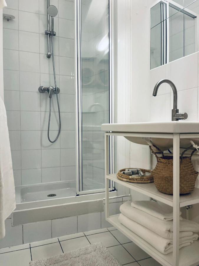 Chic Apartment On The Famous Shopping Rue Du Faubourg Saint-Honore Street Paris Exterior photo