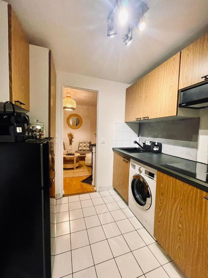 Chic Apartment On The Famous Shopping Rue Du Faubourg Saint-Honore Street Paris Exterior photo