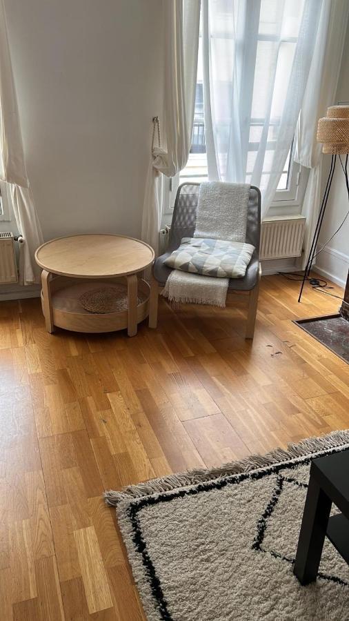 Chic Apartment On The Famous Shopping Rue Du Faubourg Saint-Honore Street Paris Exterior photo